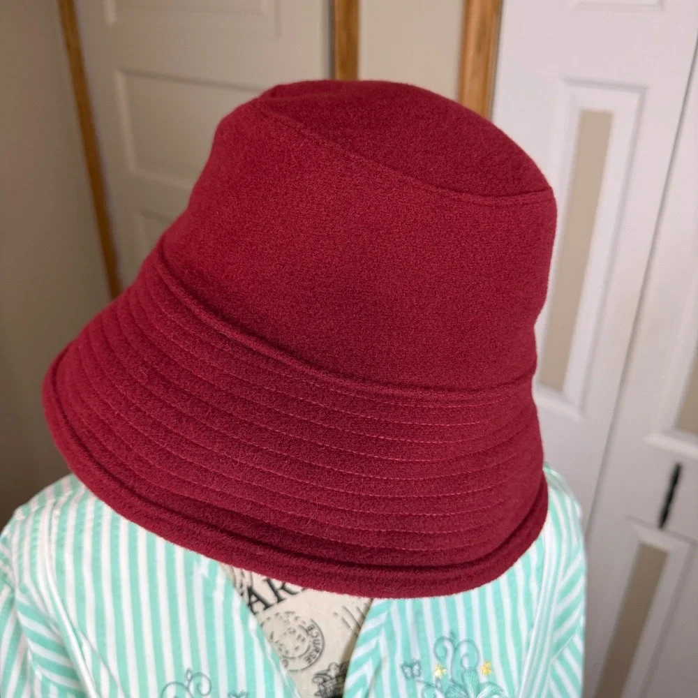 Eddie‎ Bauer Burgundy Wool Blend Bucket Hat One Size Made in USA Warm Winter